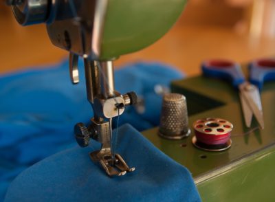 Efficient Way of Oiling a Sewing Machine at Home
