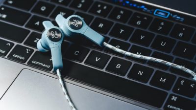 How to Fix a Wired Earphone that Works Only in One Ear