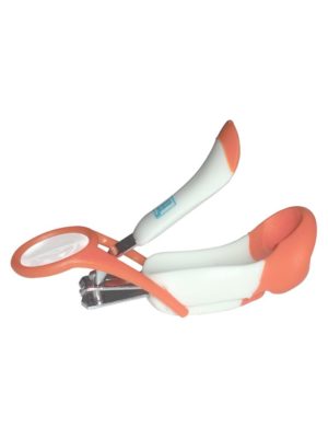 Mee Mee Gentle Nail Clipper with a Magnifier