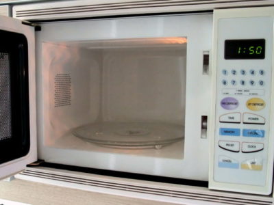 clean microwave oven